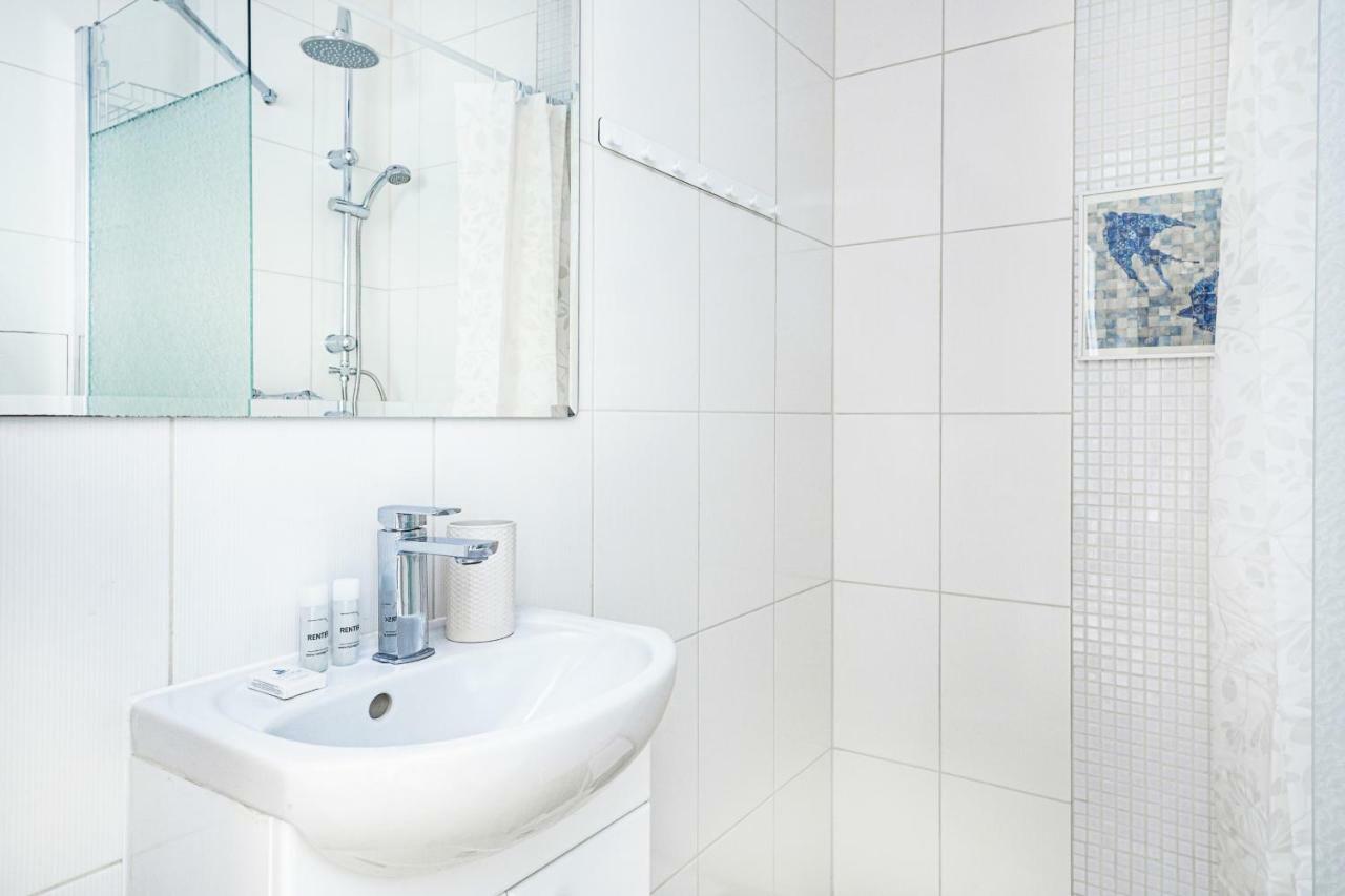 Apartments Warsaw Solidarnosci By Renters Bagian luar foto