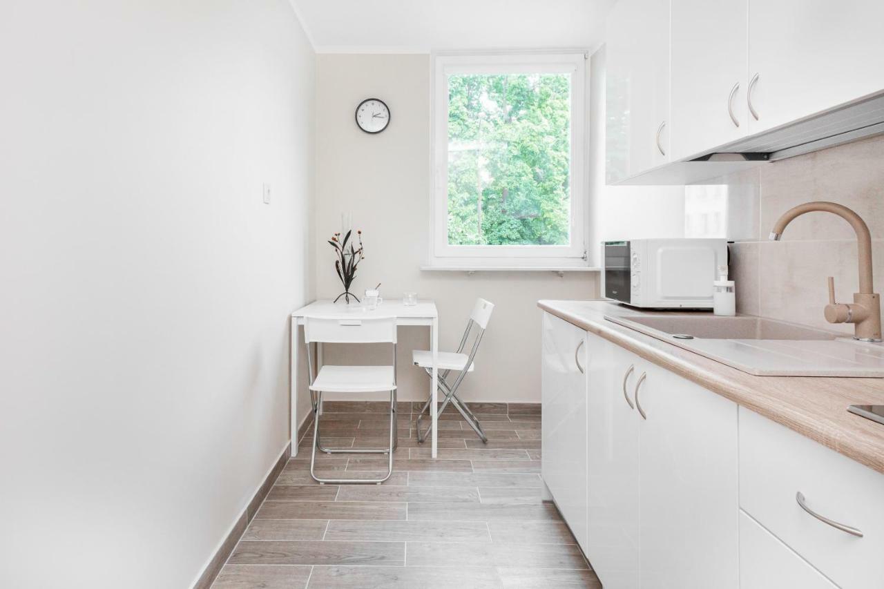 Apartments Warsaw Solidarnosci By Renters Bagian luar foto